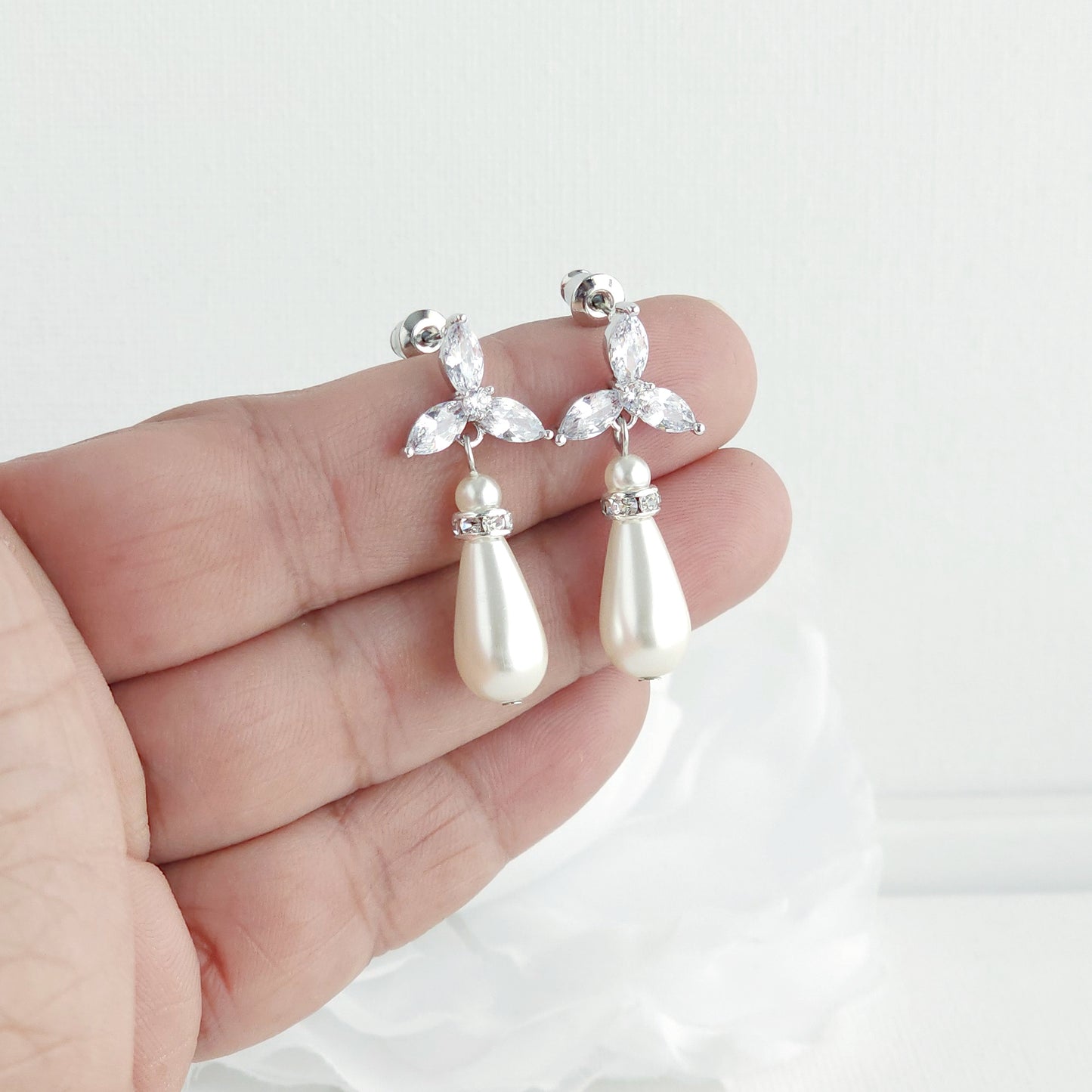 Elegant Pearl Weddings Earrings:For an Delicate Wedding Day Look- Flora