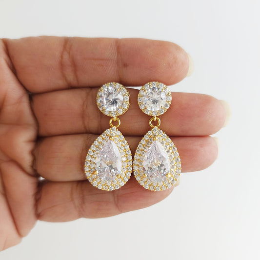 Boucles d'oreilles en forme de larme en or pour les mariages - Joni