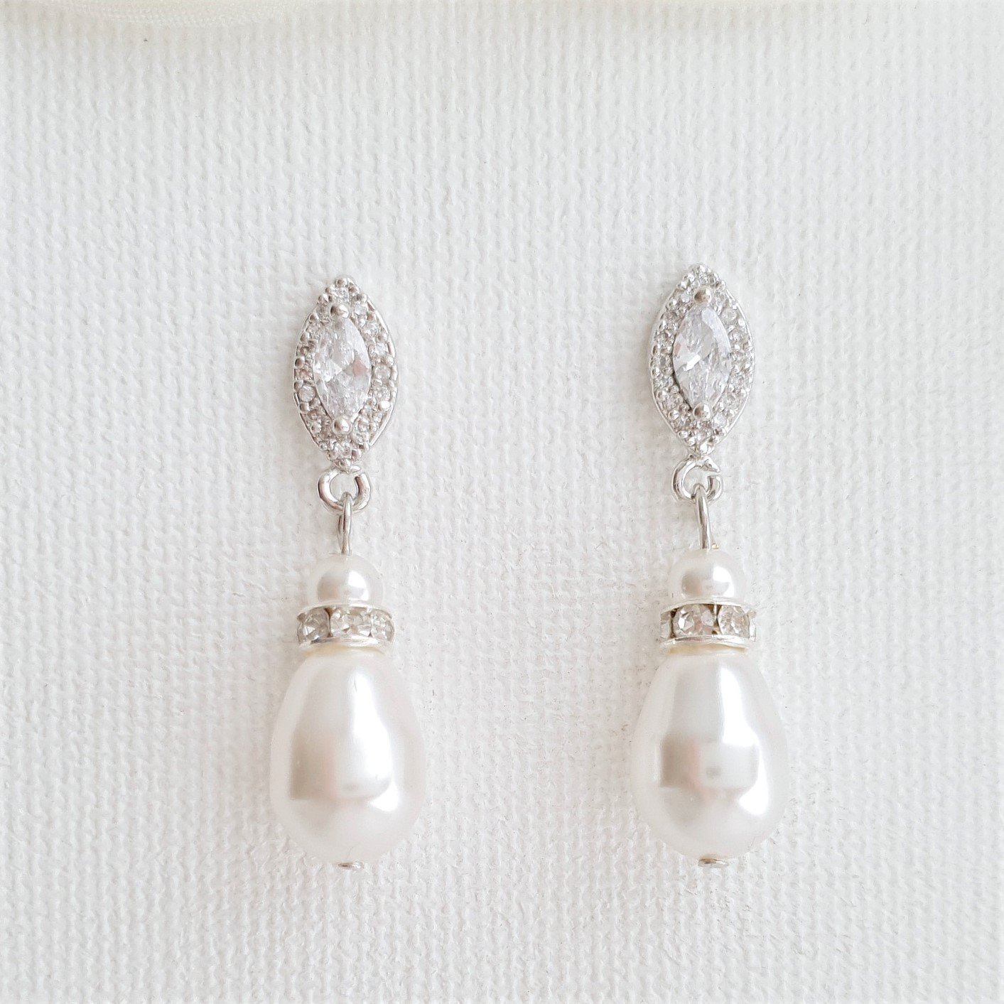 Teardrop Pearl Earrings for Weddings