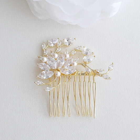 Petite Flower Bridal Hairpiece in Gold- Kika - PoetryDesigns