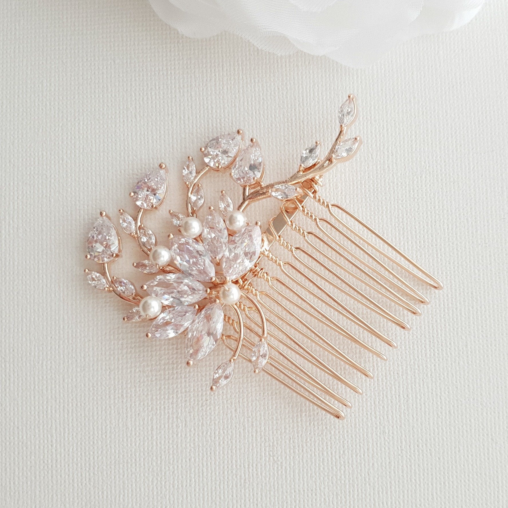 Petite Flower Bridal Hairpiece in Gold- Kika - PoetryDesigns