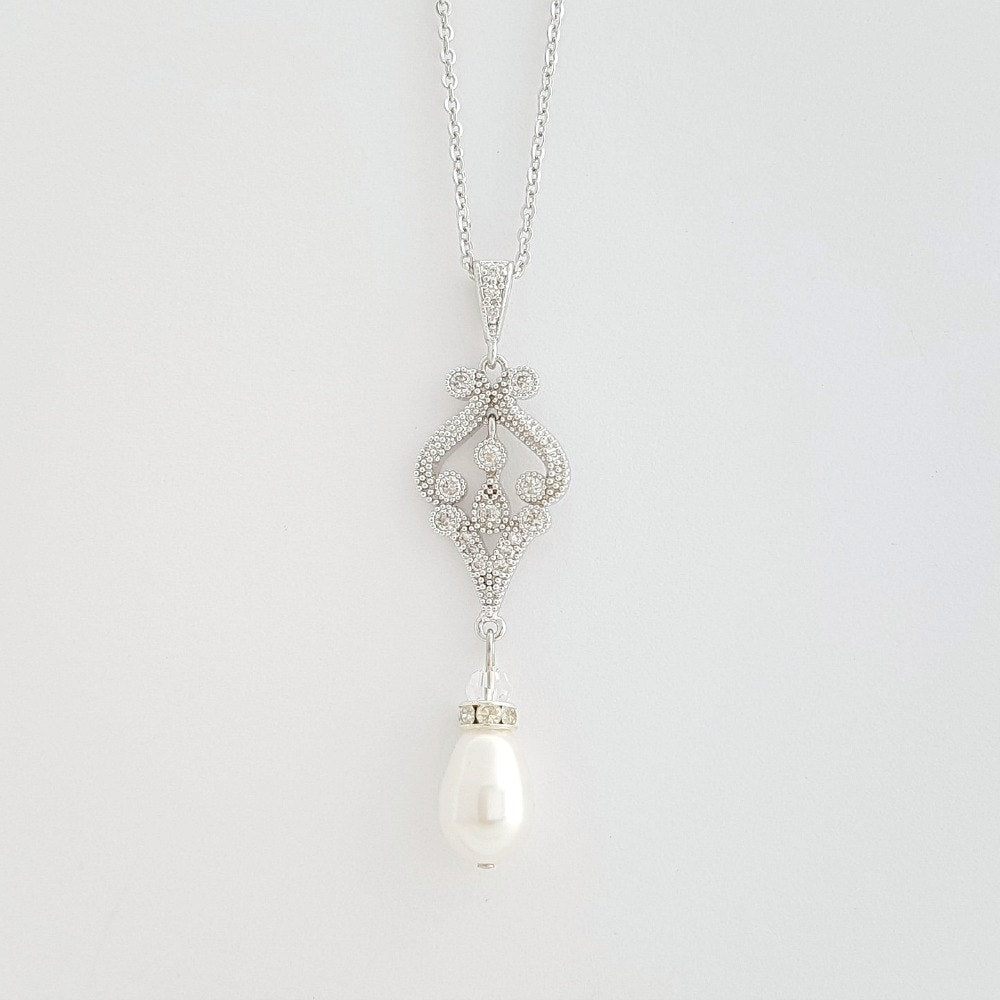 Vintage Style Pearl Bridal Necklace- Elizabeth