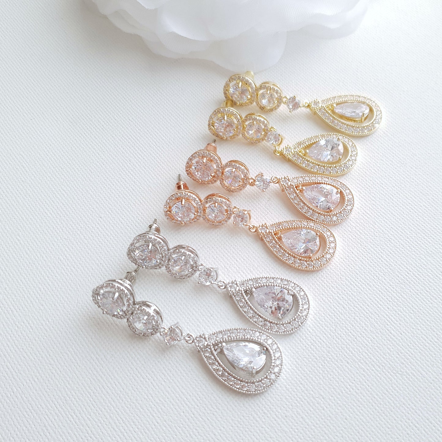 Boucles d'oreilles pendantes en or rose pour mariées et mariages - Sarah