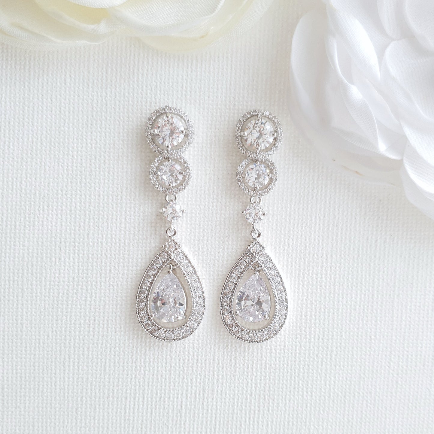 Boucles d'oreilles pendantes en or rose pour mariées et mariages - Sarah