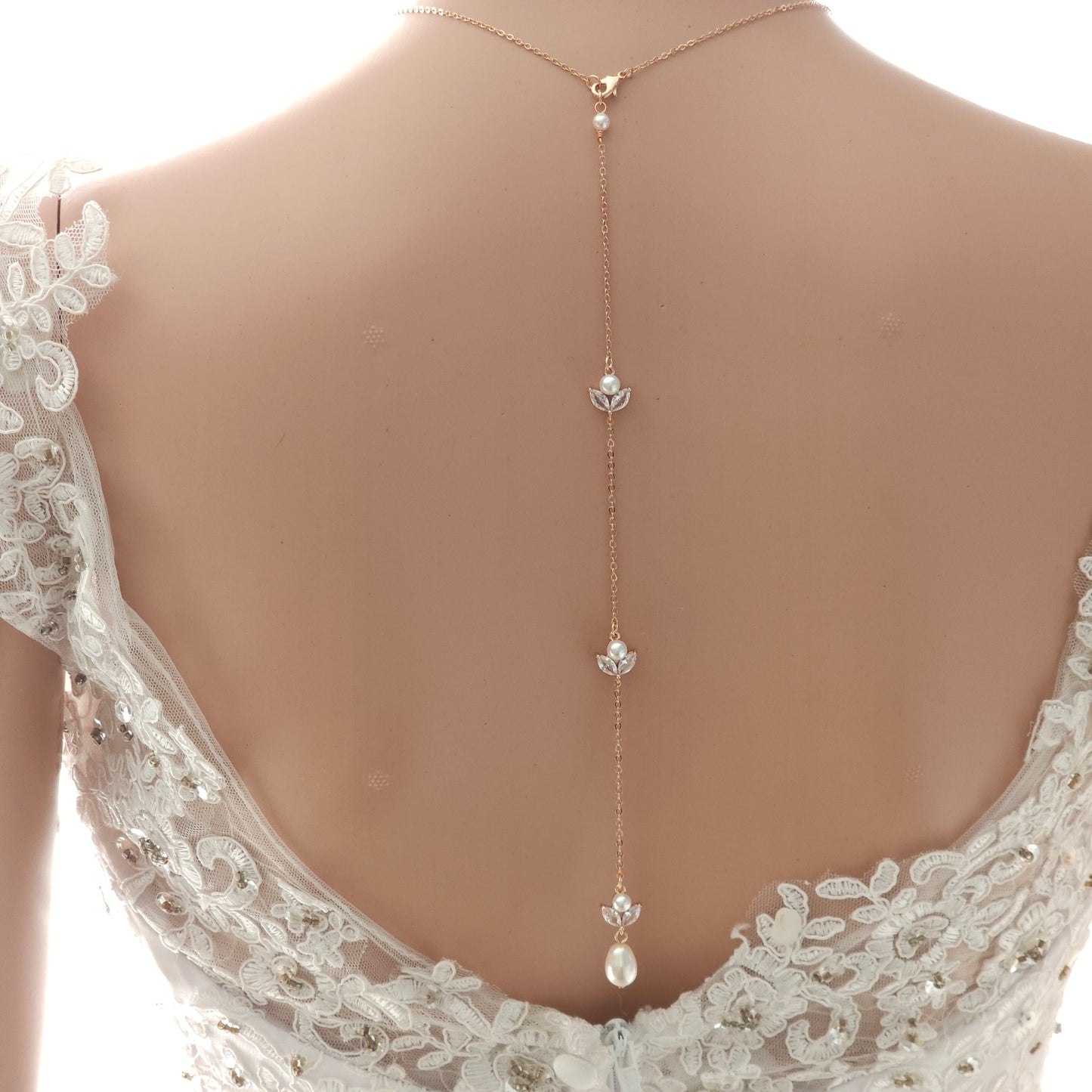 Delicate Pearl Necklace and Backdrop for Brides-Leila