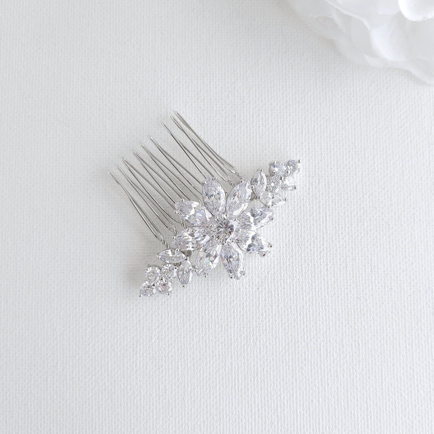 Dainty Silver Wedding Comb | Sparkling Cubic Zirconia Flower Hair Piece for Veil - Daisy
