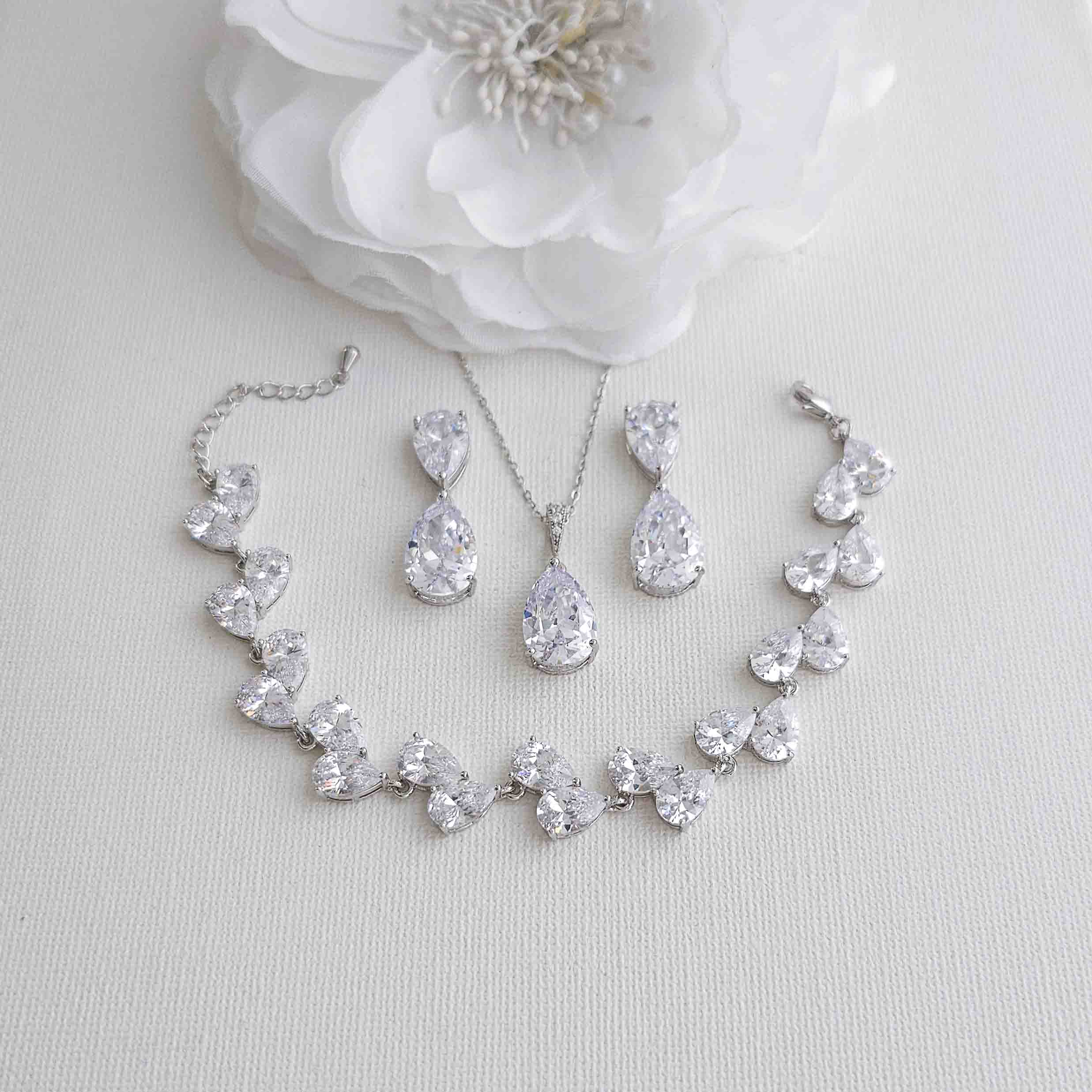 Cubic zirconia jewelry on sale set