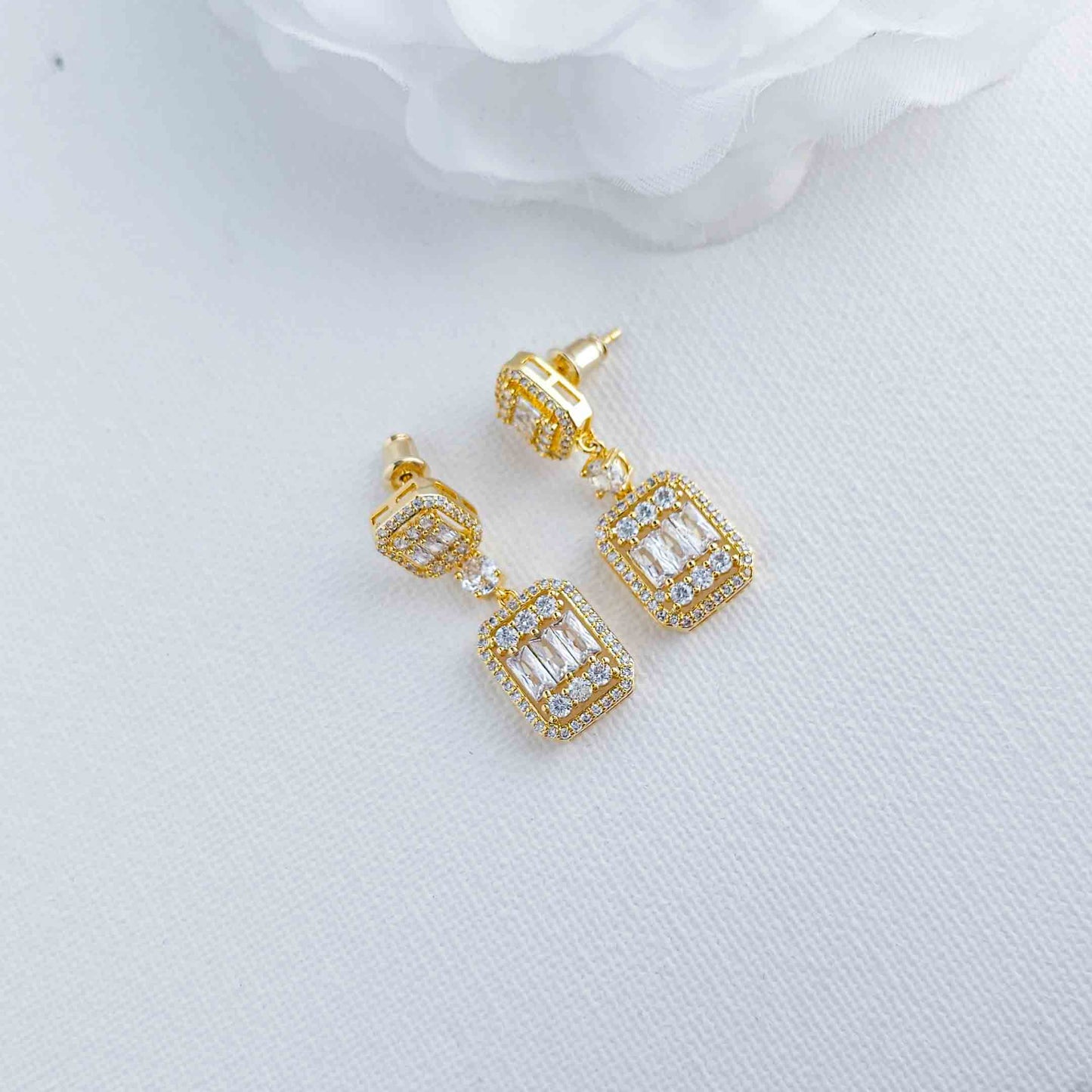 Ensemble de bijoux en or avec collier goutte et boucles d'oreilles pour mariage-Edith
