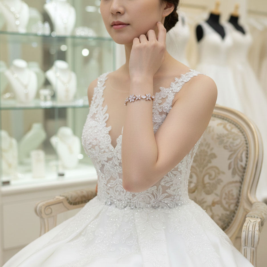 Cubic Zirconia Wedding Flower Bracelet for Brides- Daisy