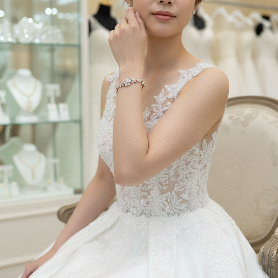 Gold Bridal Bracelet in Flower Design Made of Cubic Zirconia-Daisy