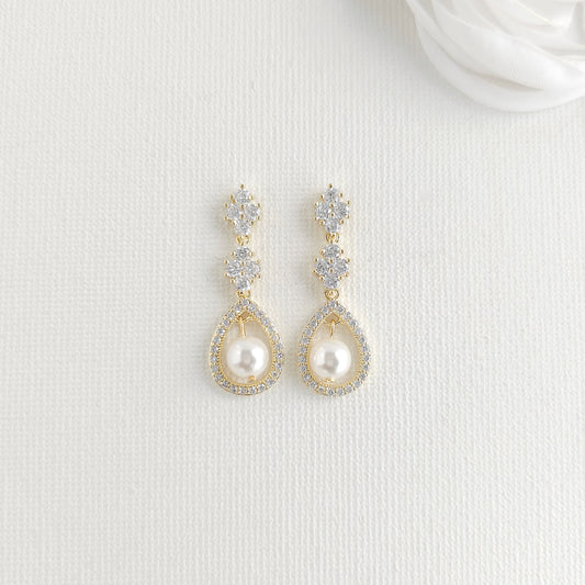 Vintage Teardrop Pearl Bridal Earrings in Gold - Lea