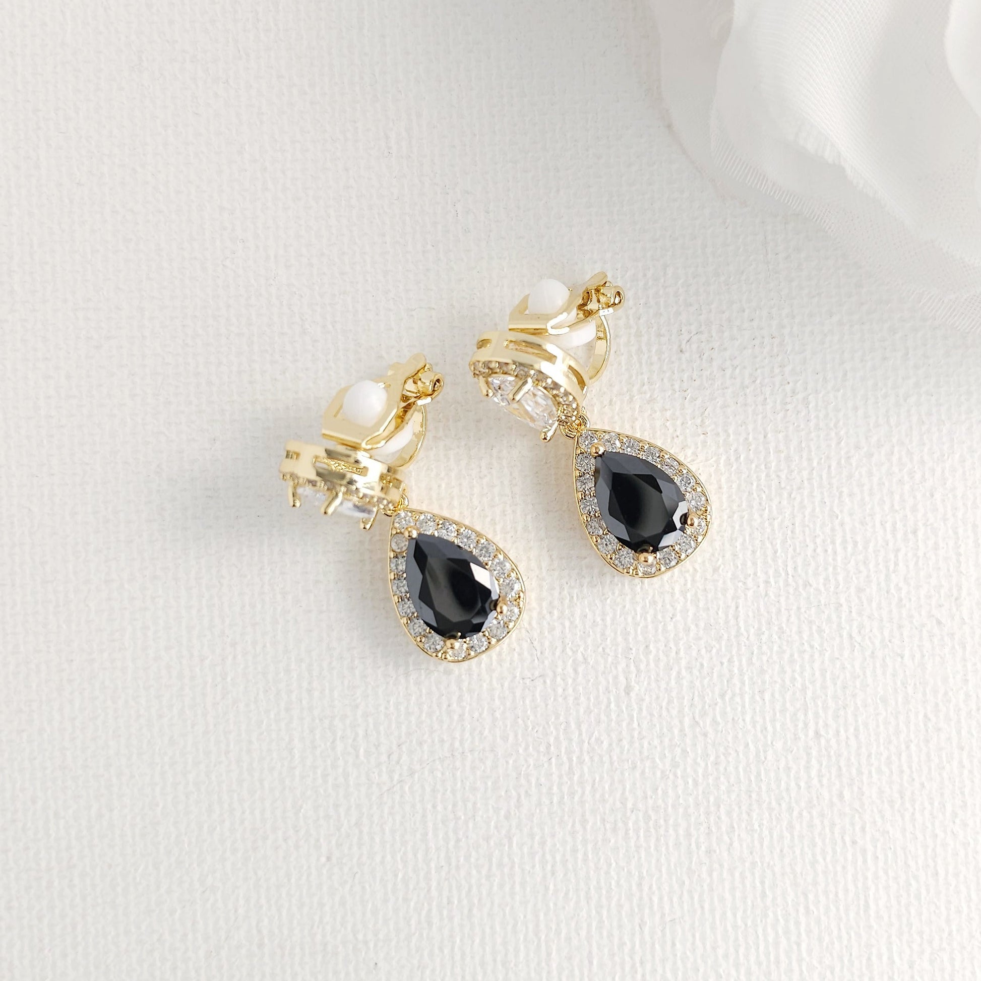 Black Teardrop Drop Stone in Gold Clip On Earrings