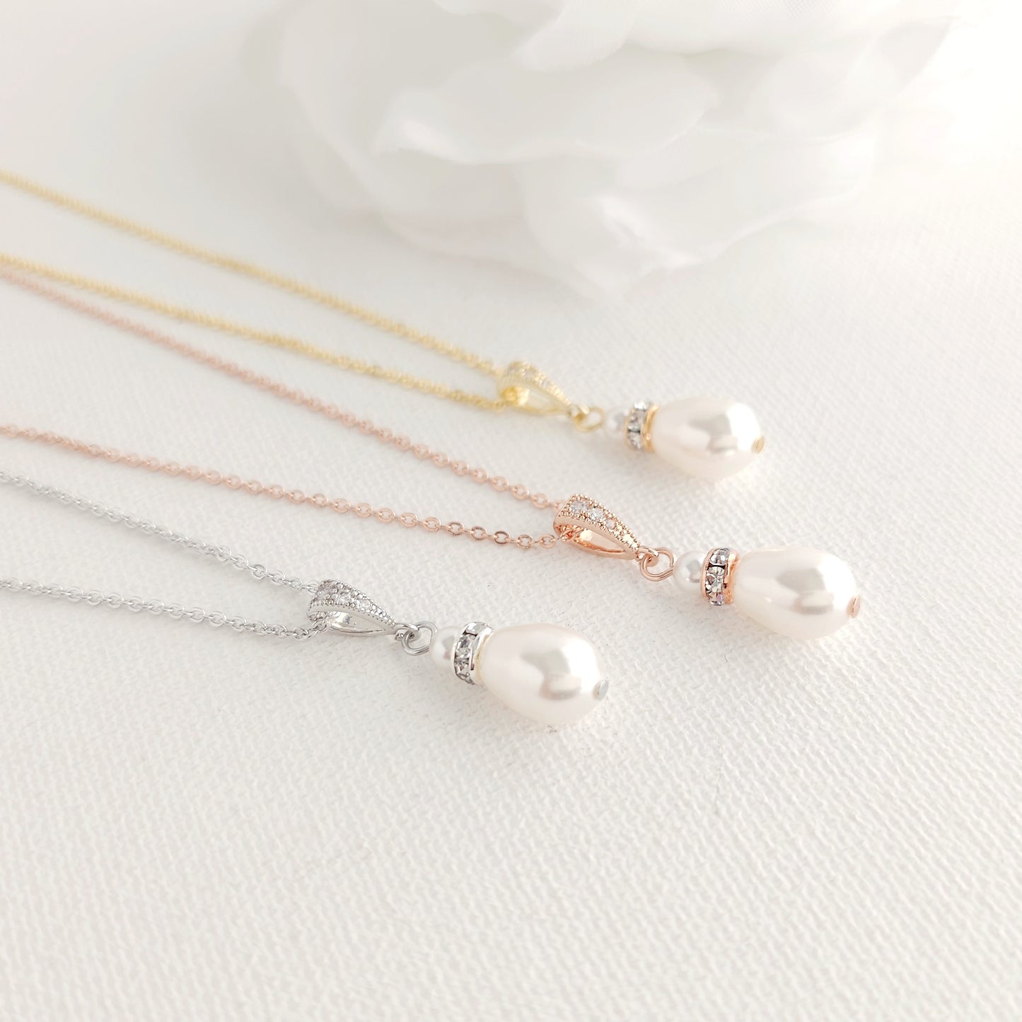 Floral Pearl Jewelry Set: Elegant Teardrop Necklace and Earrings for Weddings & Occasions- Flora
