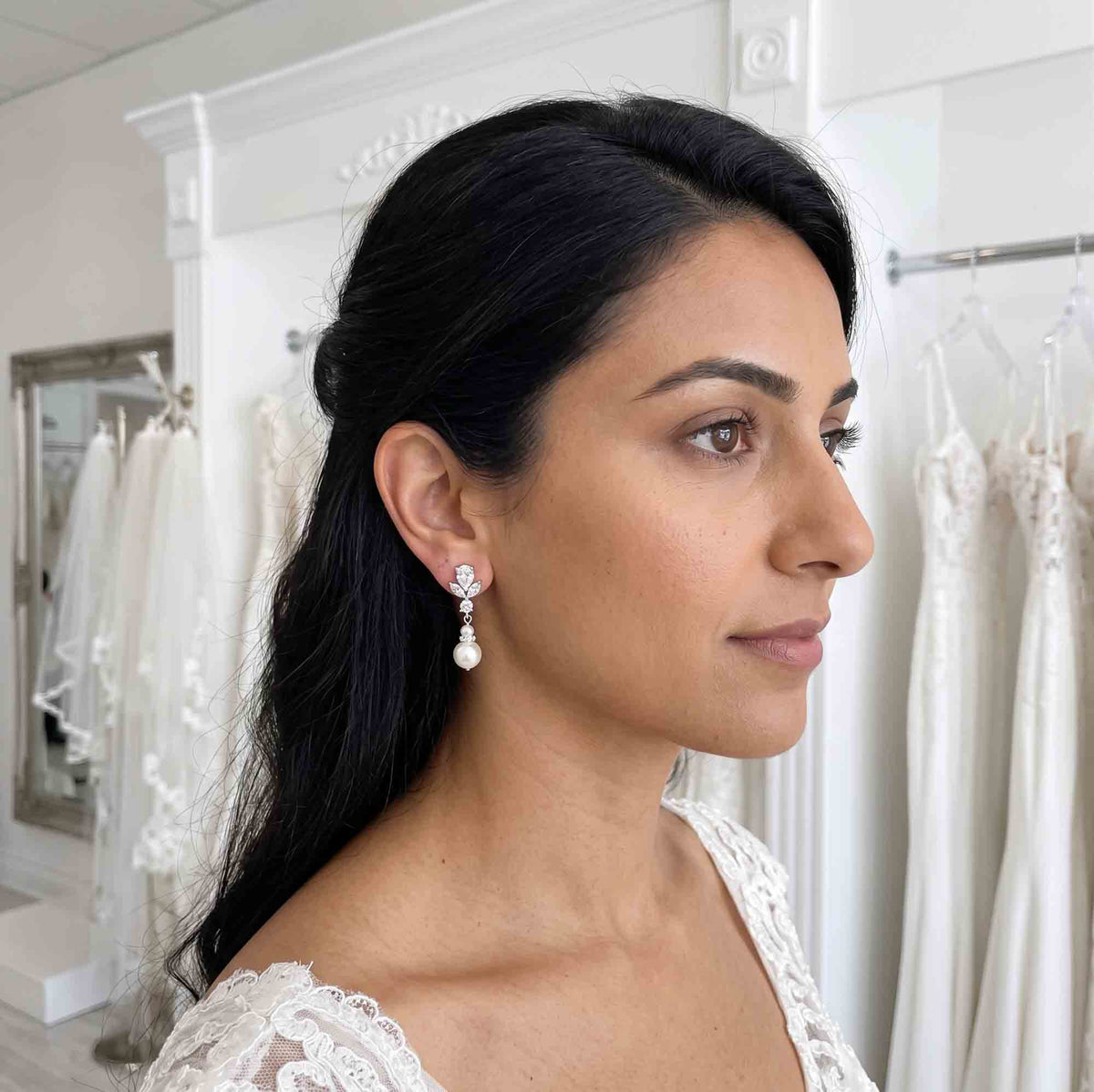 Pearl Bridal Earrings Silver- Nicole
