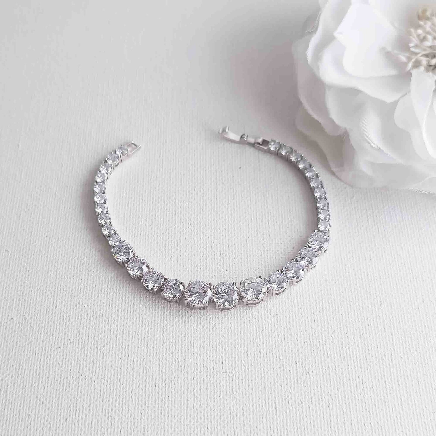 Silver Graduated Tennis Bracelet - Nora