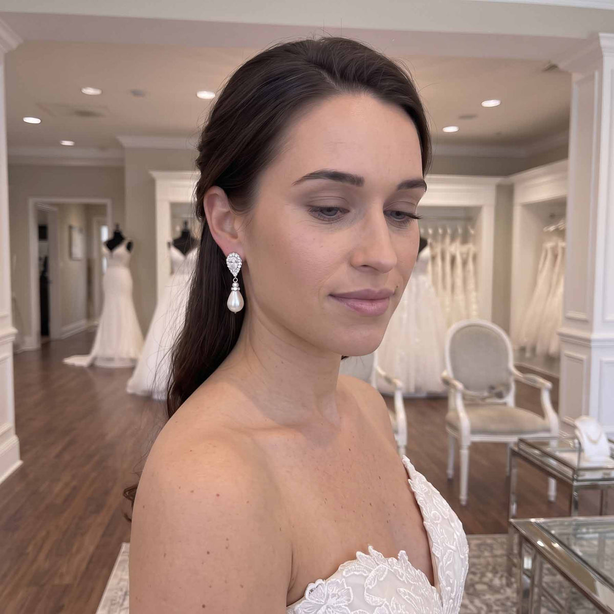Pearl Drop Earrings- Penelope