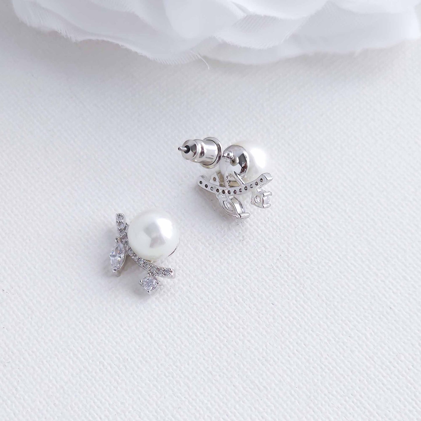 Small Leaf and Pearl Stud Earrings for Women-Everly