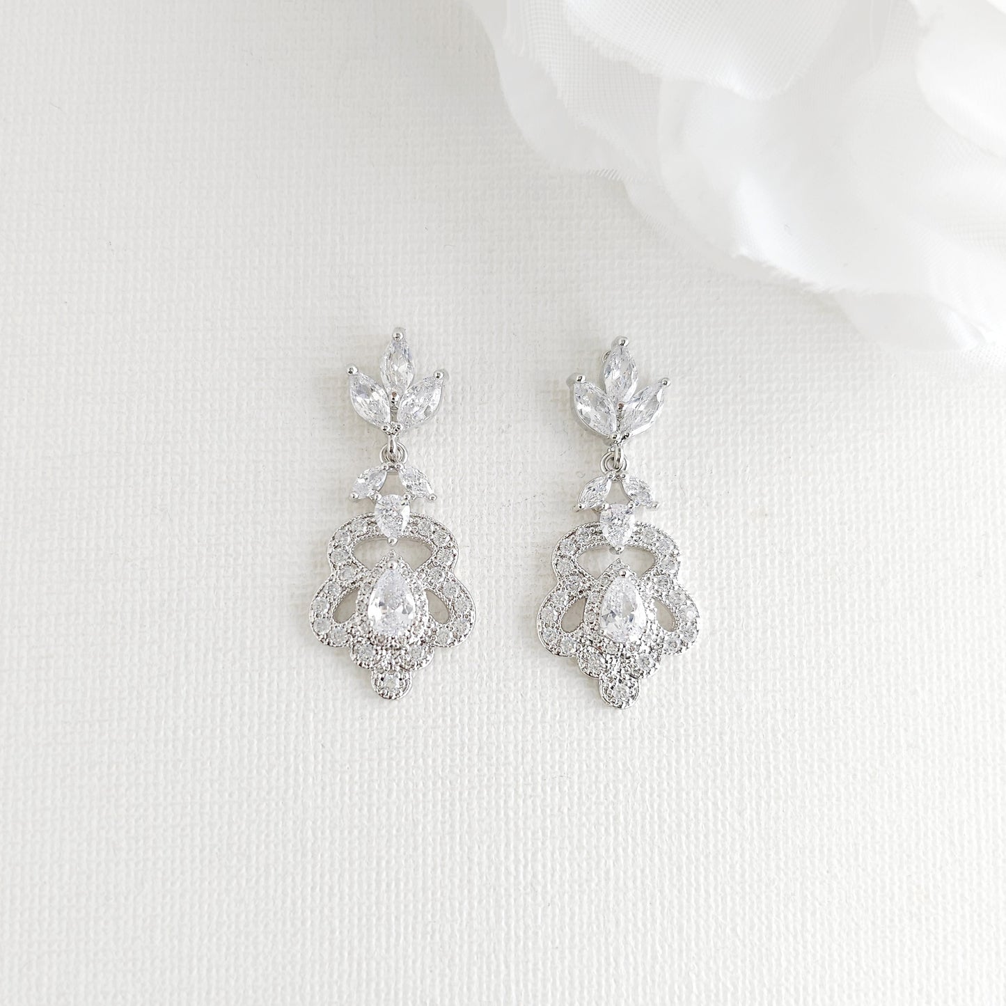 Vintage Style Bridal Jewelry Set (Earrings & Necklace) - Norma