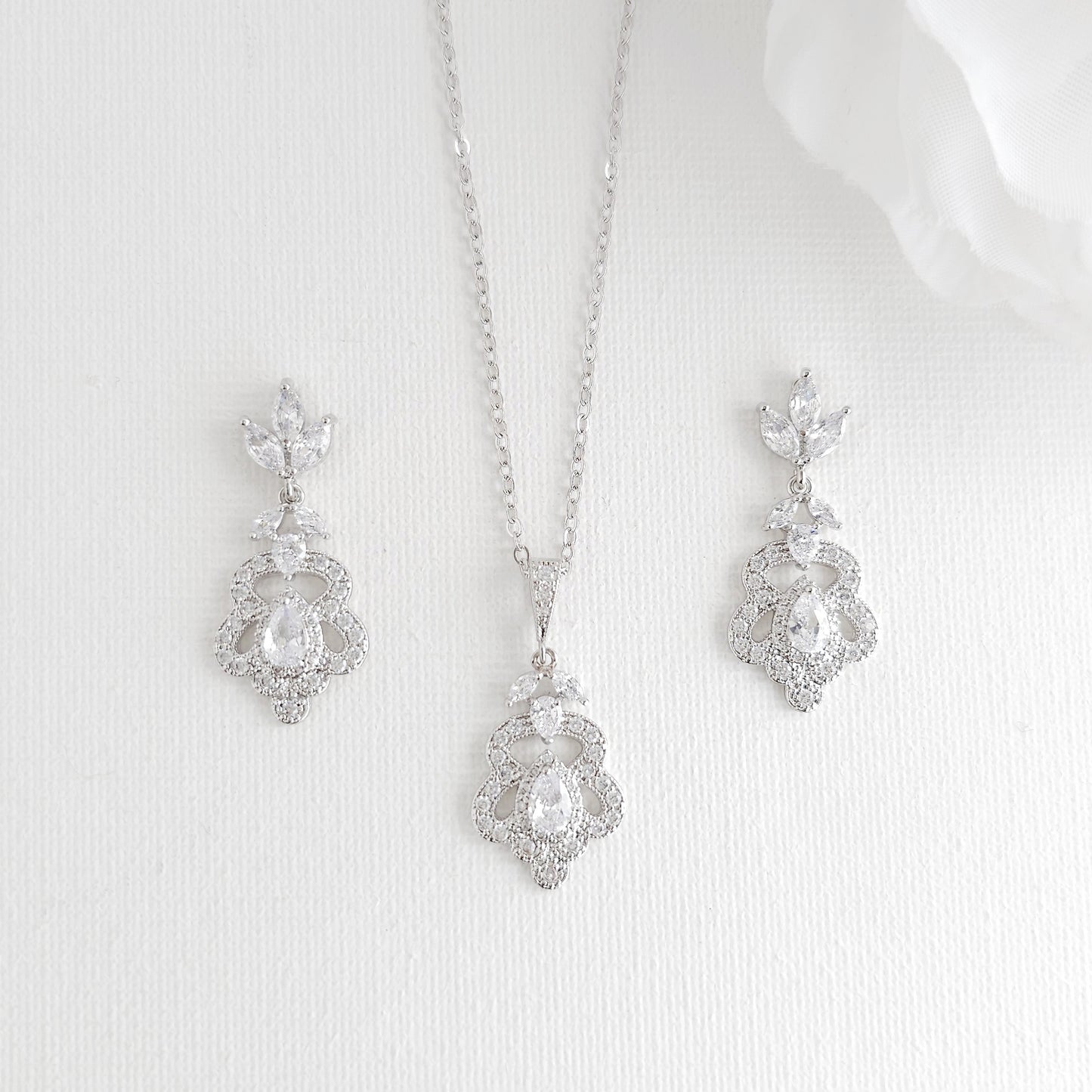 Vintage Style Bridal Jewelry Set (Earrings & Necklace) - Norma