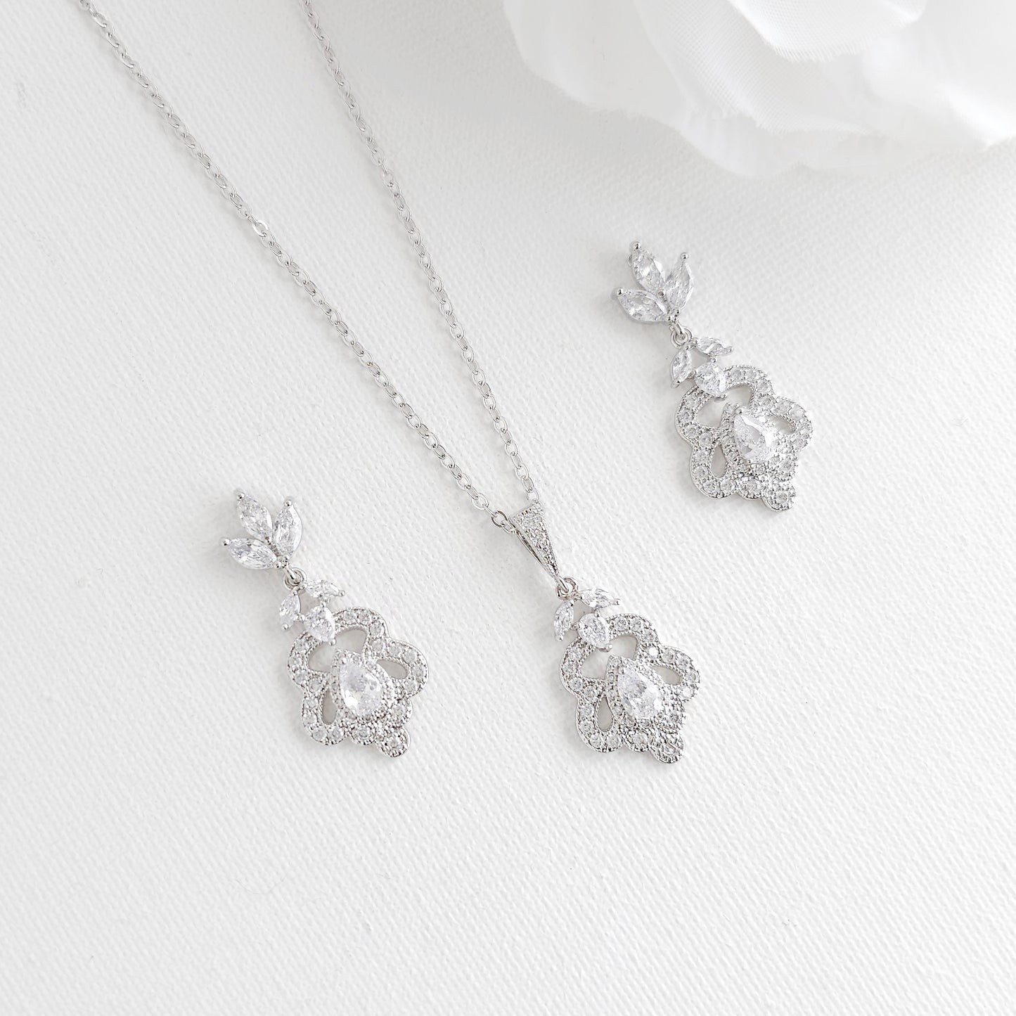 Vintage Style Bridal Jewelry Set (Earrings & Necklace) - Norma