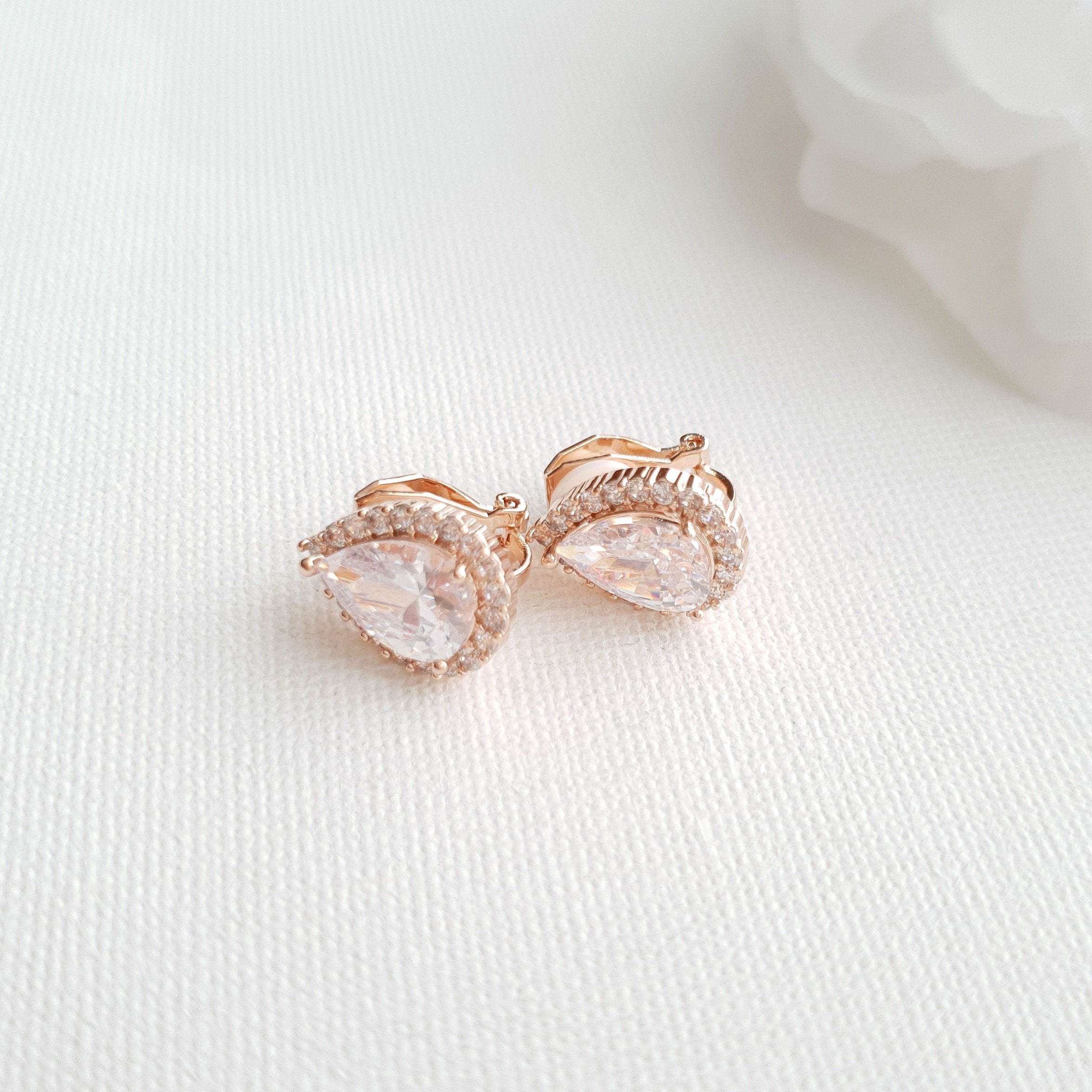 Teardrop diamond hot sale earrings studs