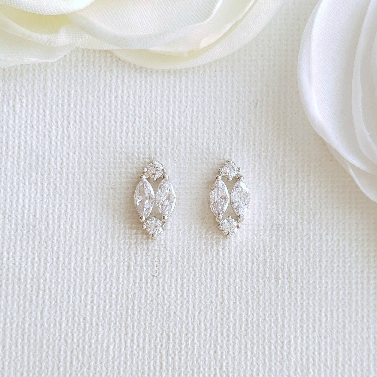 Diamond Shaped,Cute Rose Gold Stud Earrings for Bridesmaids Weddings