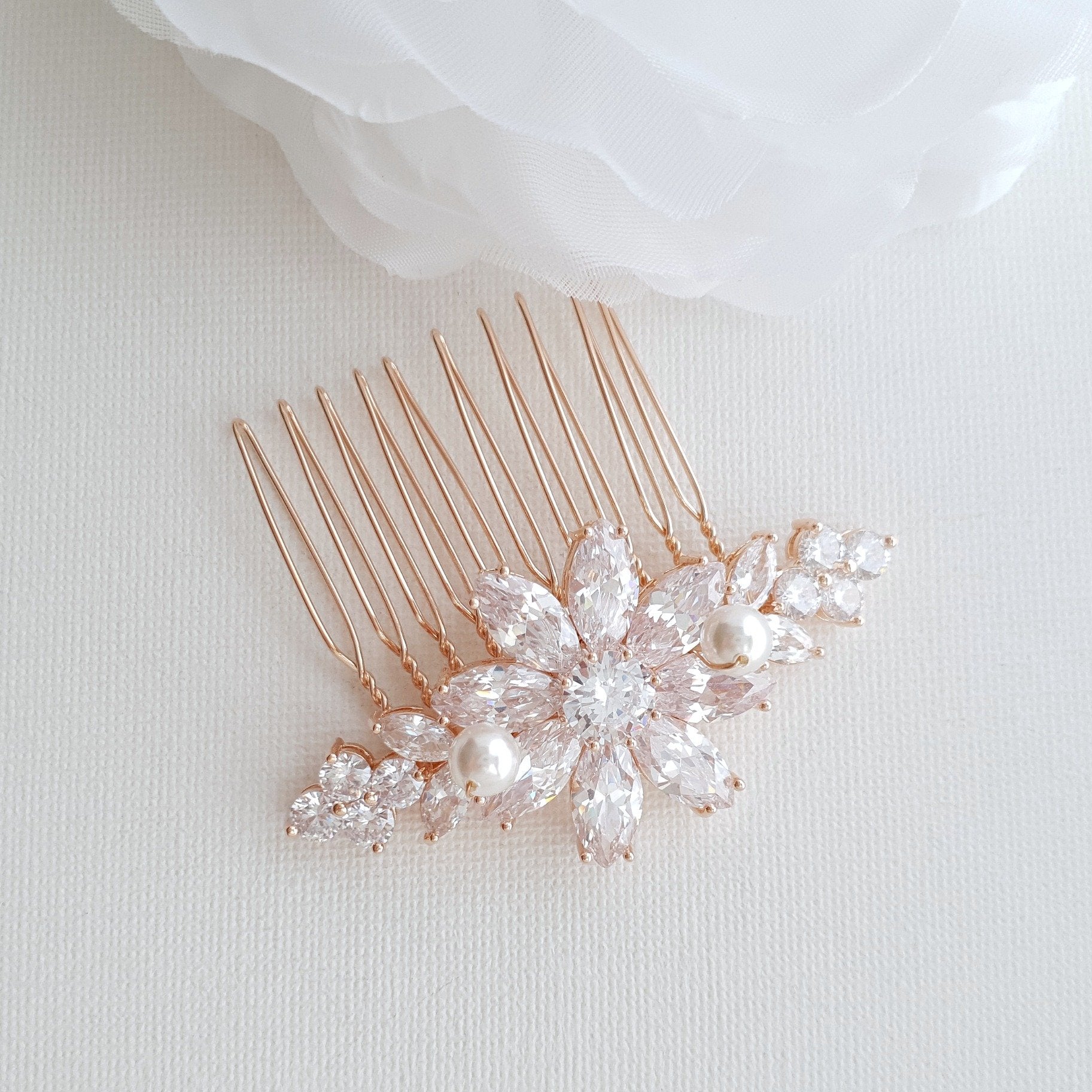 Daisy Flower Hair Comb for Brides- Daisy - PoetryDesigns