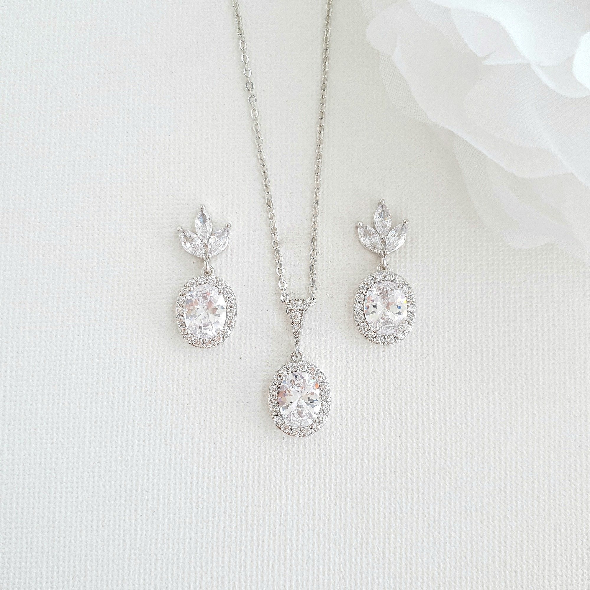 Tiara Collection White Freshadama Pearl and Diamond Pendant and Earrin –  Pearl Paradise