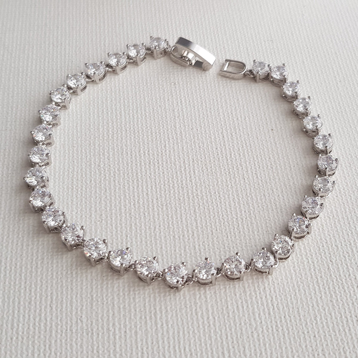 Round Cubic Zirconia Array Bracelet-Hazel - PoetryDesigns