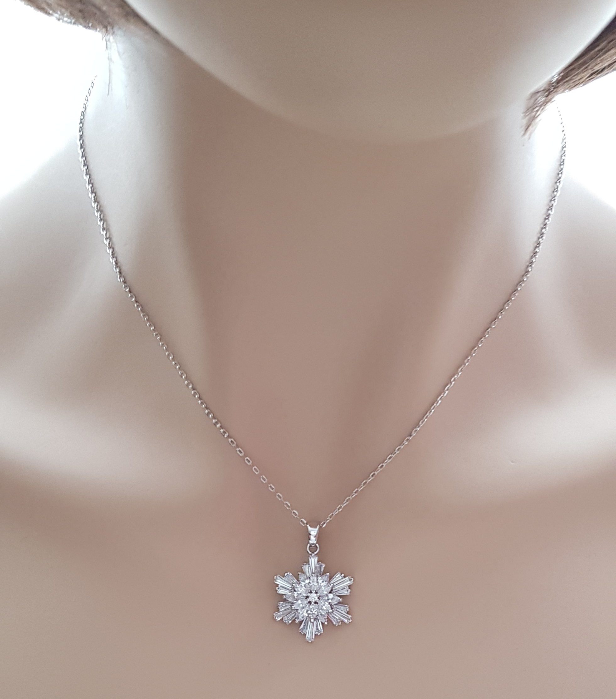 Sterling Silver Snowflake Pendant - 1BR16A