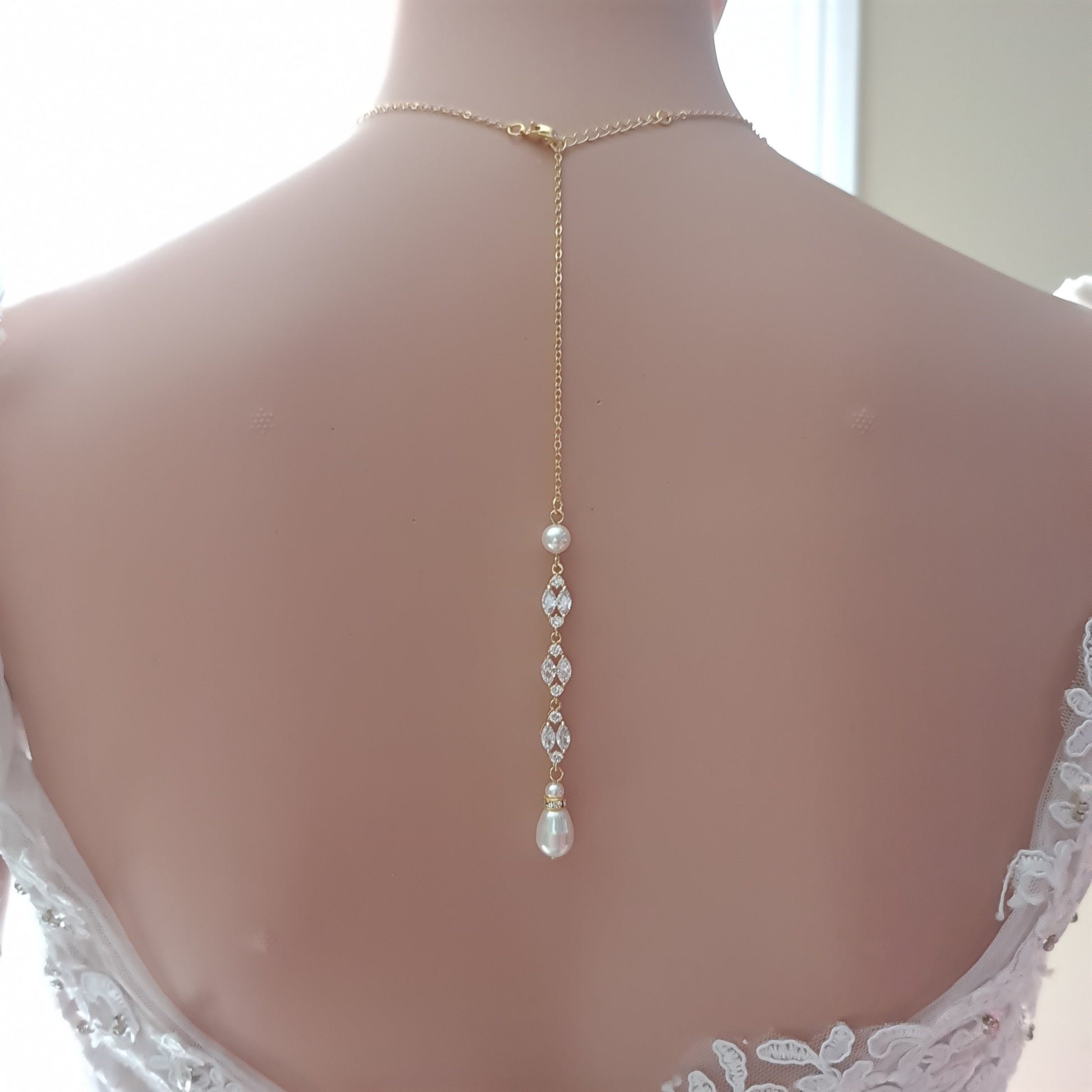 statement necklace for strapless dress Stone Lotus What Necklace To Wear For