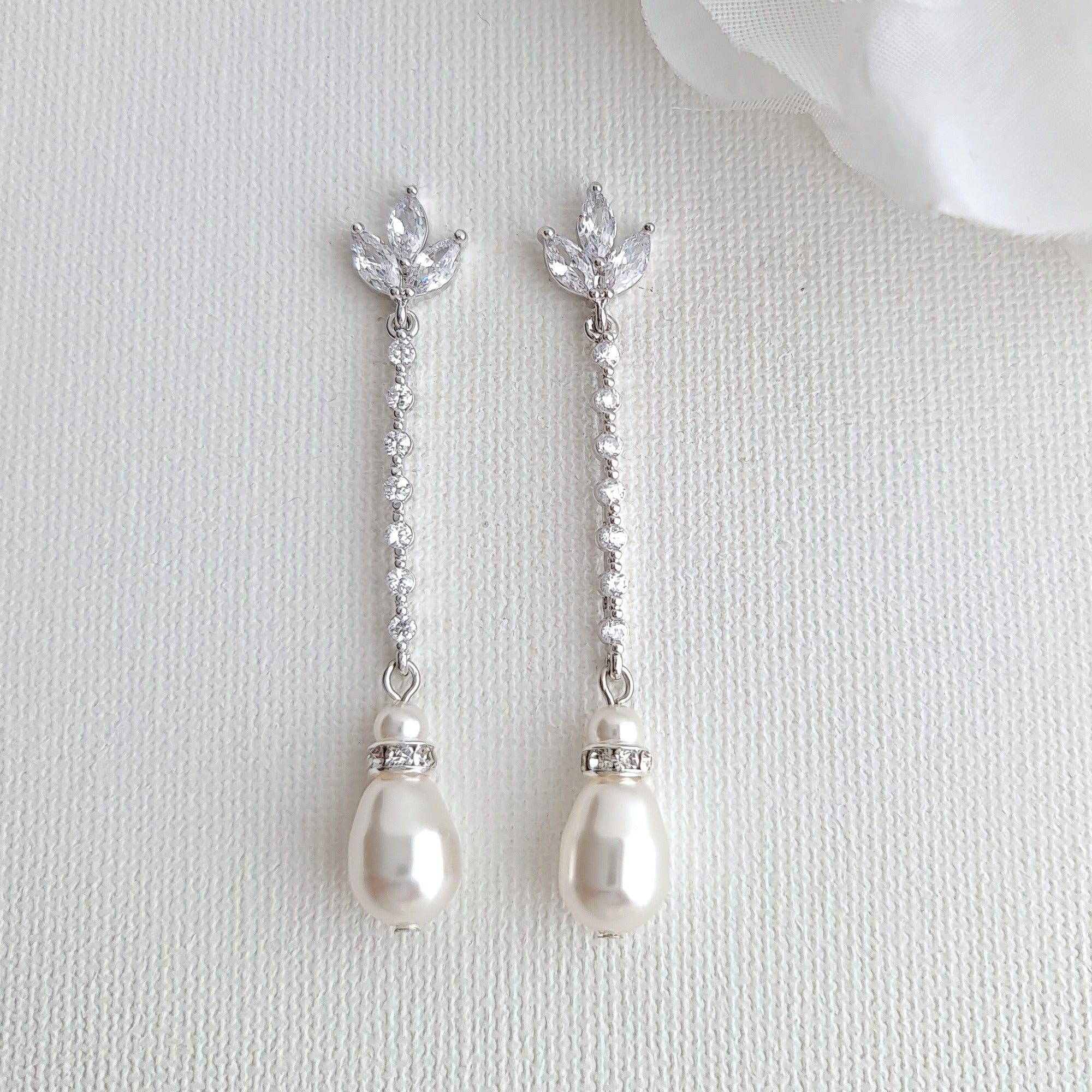 Loewe Pearl Long shops Earrings