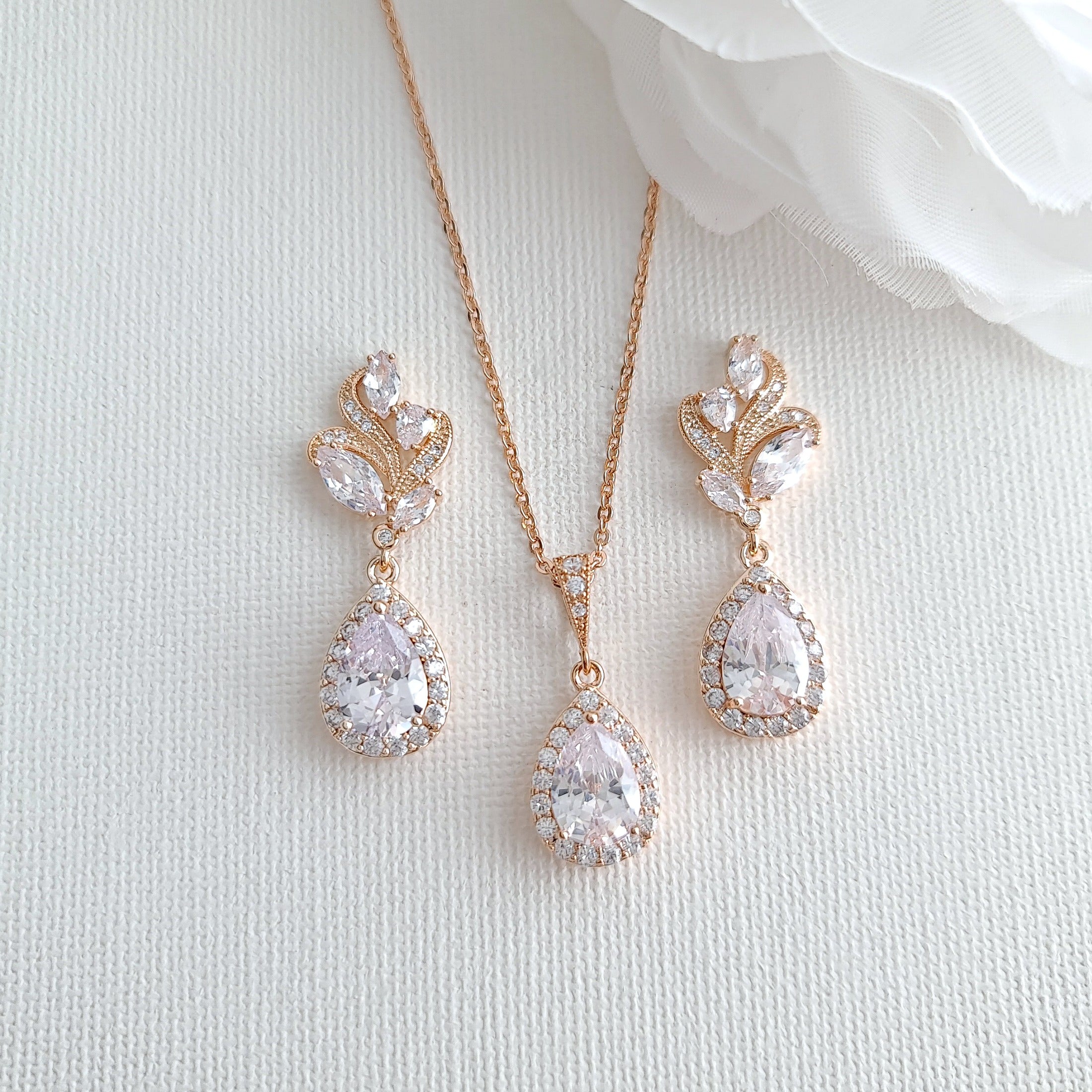 Necklace and earring on sale set for wedding