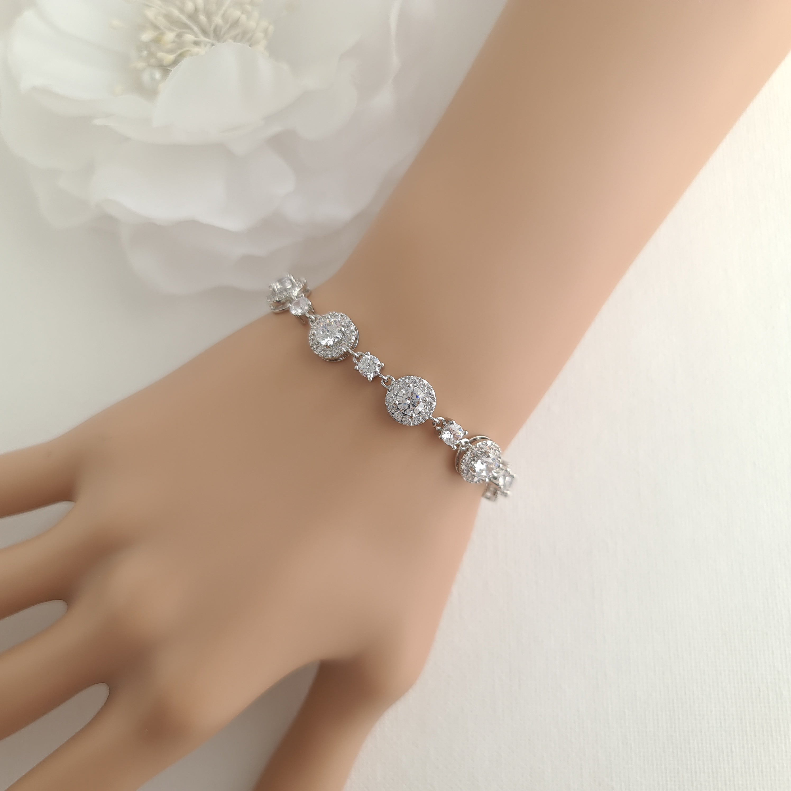 Horse with diamond glittering design gold plated rudraksha bracelet – Soni  Fashion®