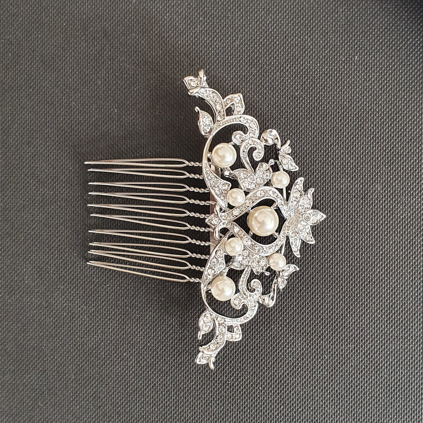 Vintage Pearl & Crystal Wedding Hair Comb - Romantic Bridal Accessory - Eleanor