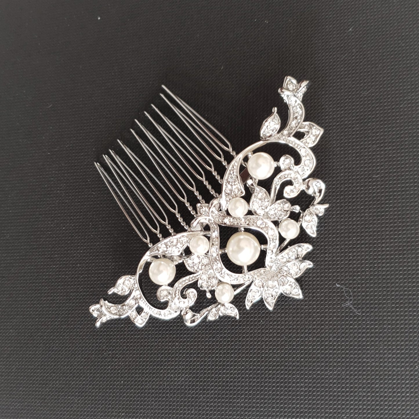 Vintage Pearl & Crystal Wedding Hair Comb - Romantic Bridal Accessory - Eleanor