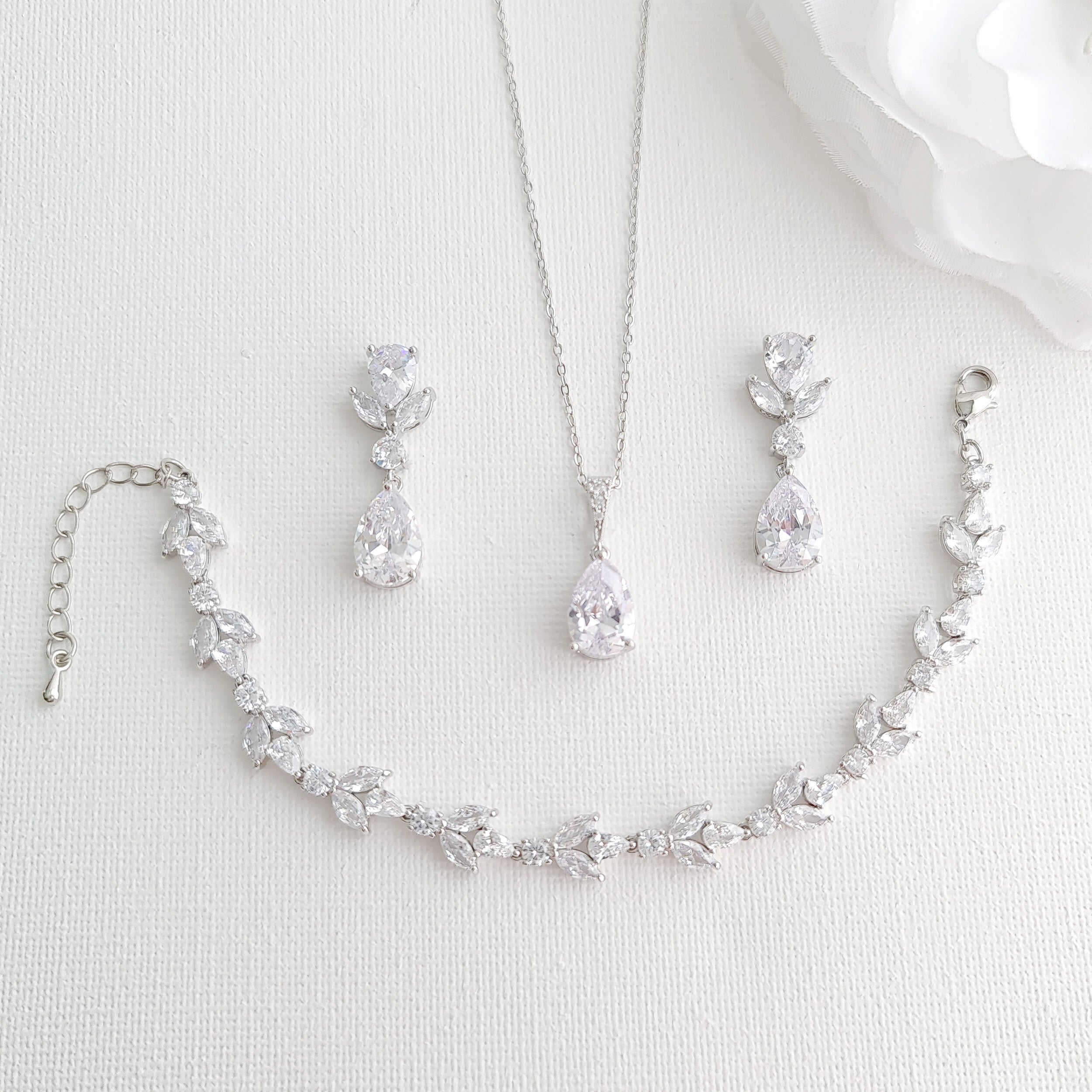 Wedding Day Jewelry Set For The Bride in Silver, Gold, Rose Gold –  PoetryDesigns