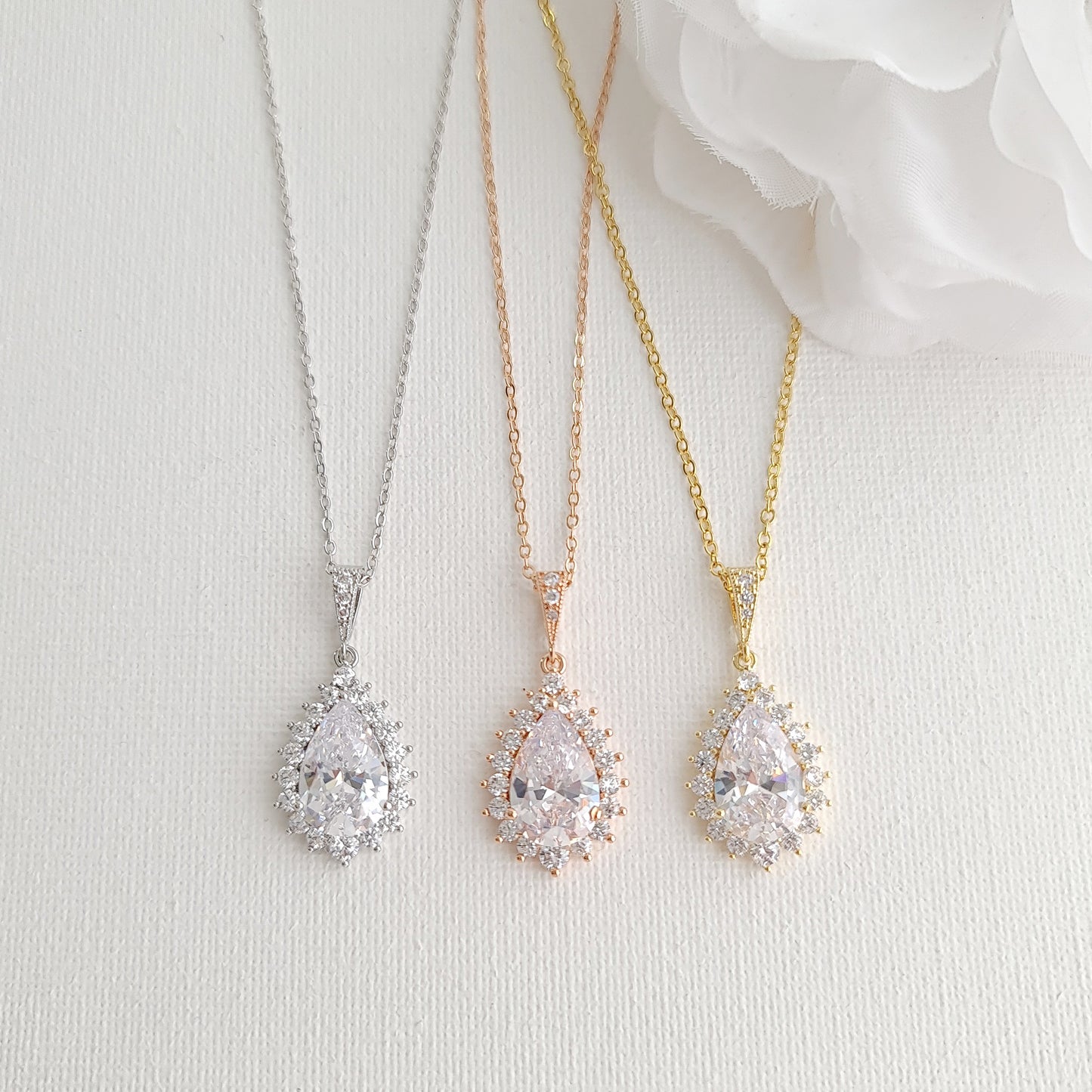 Simple Pear Shaped Drop Necklace-Raya