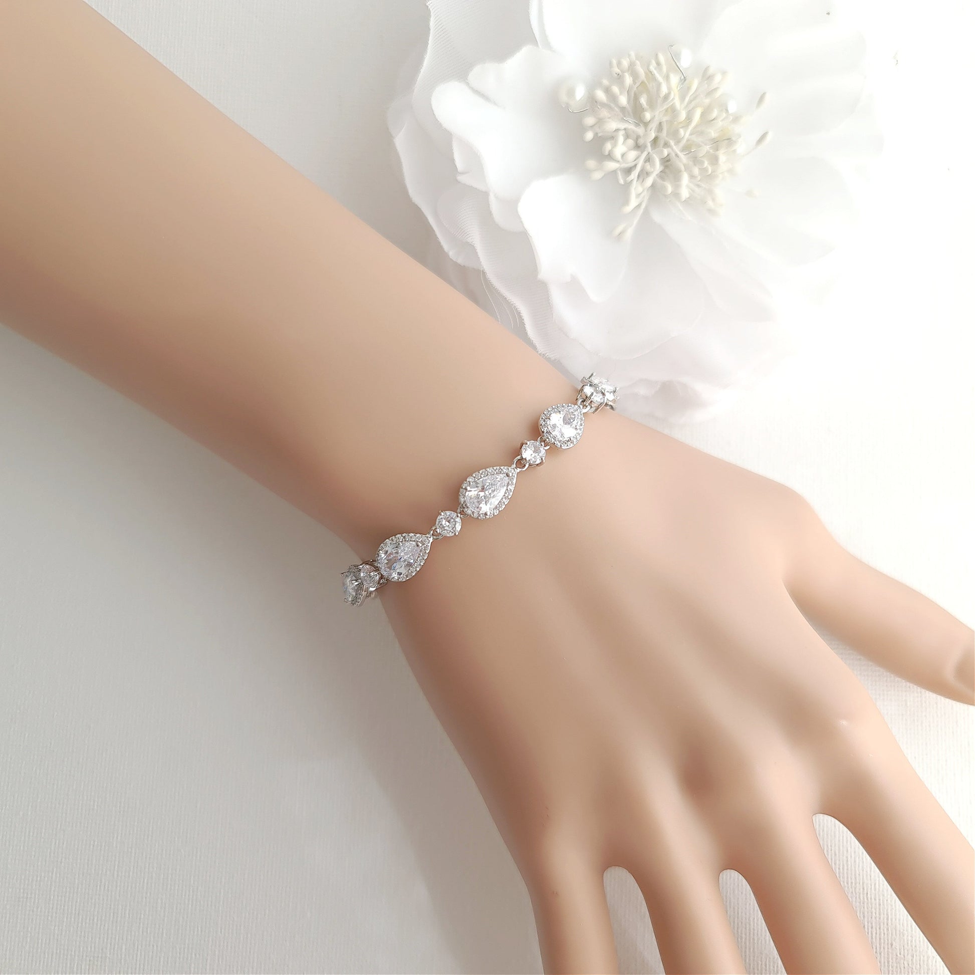 Bracelet for brides