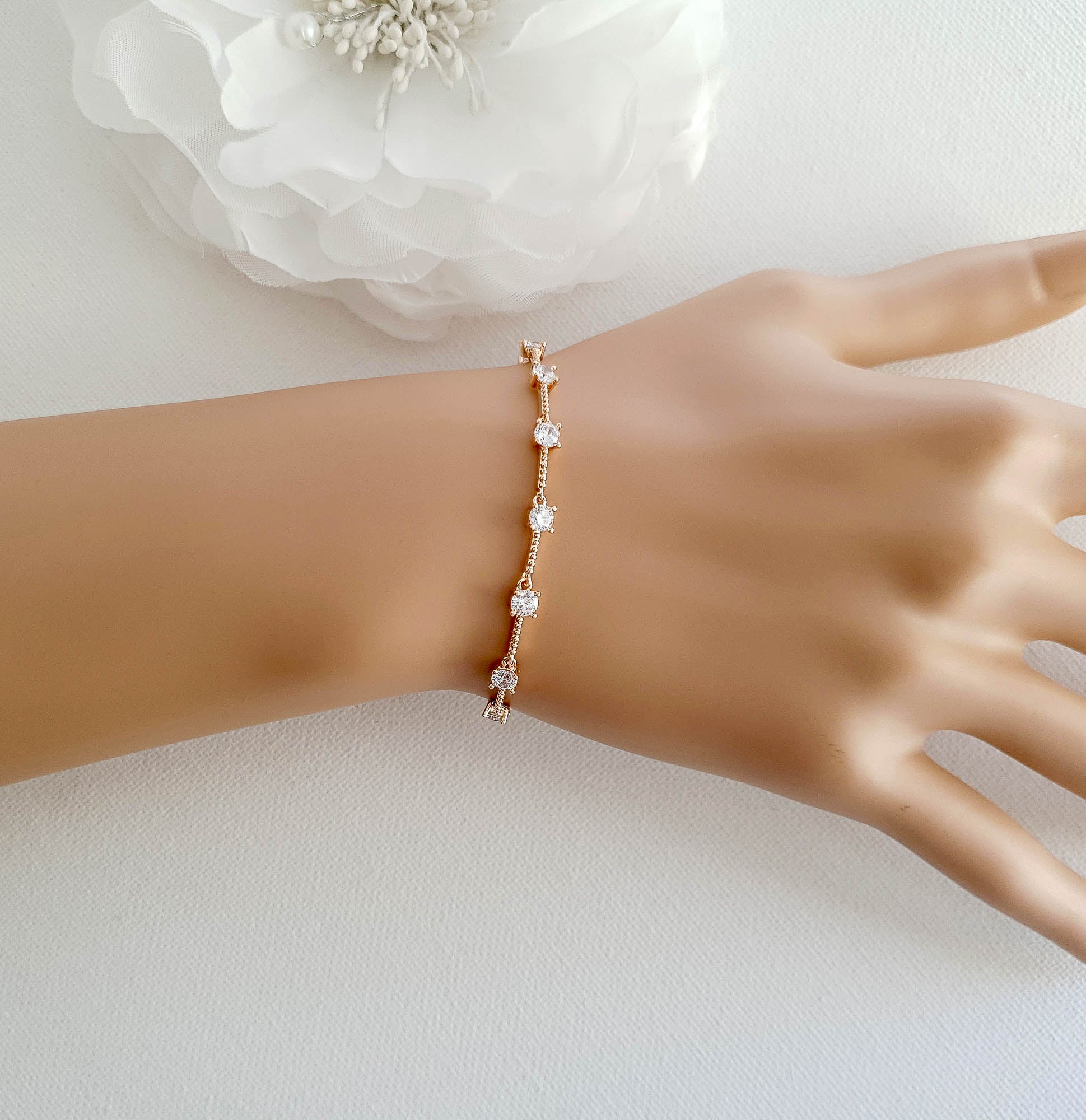 Designer Bracelets for Women | Jewelry | FARFETCH US