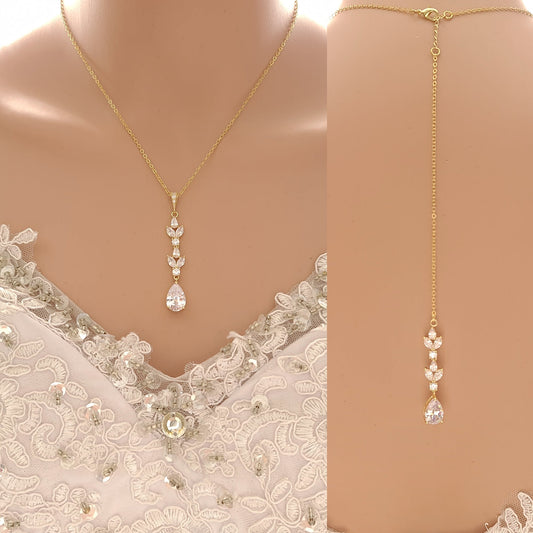 Collier en or avec pendentif long et toile de fond pour Brides-Anya