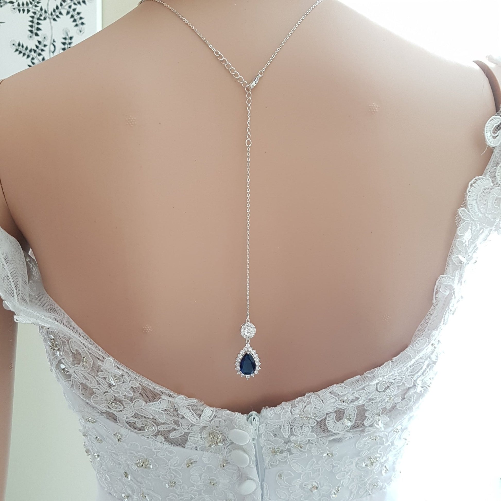 blue dress necklace Midnight Blue Dress Jewellery Combination: 10 Elegant Style Ideas