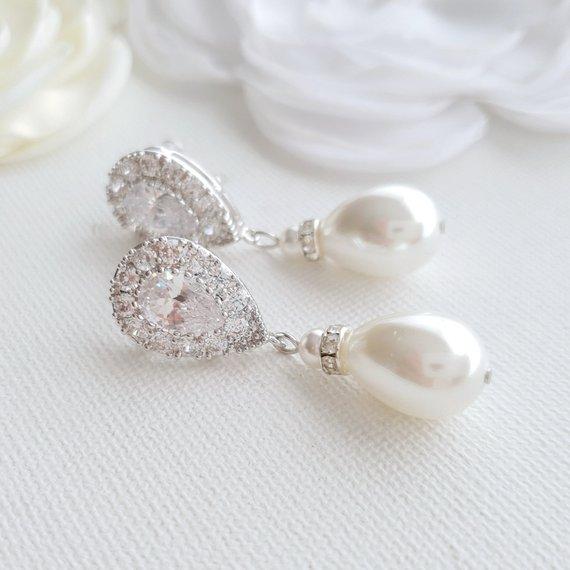 Les Deux Earrings in Pink Pearls & Diamonds – Gump's