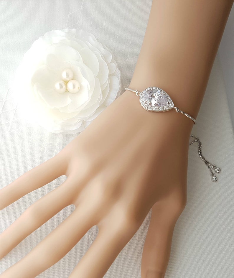 Top 20 Most Popular Bridesmaid Bracelets For Weddings | Fashion Guide |  Classy Women Collection