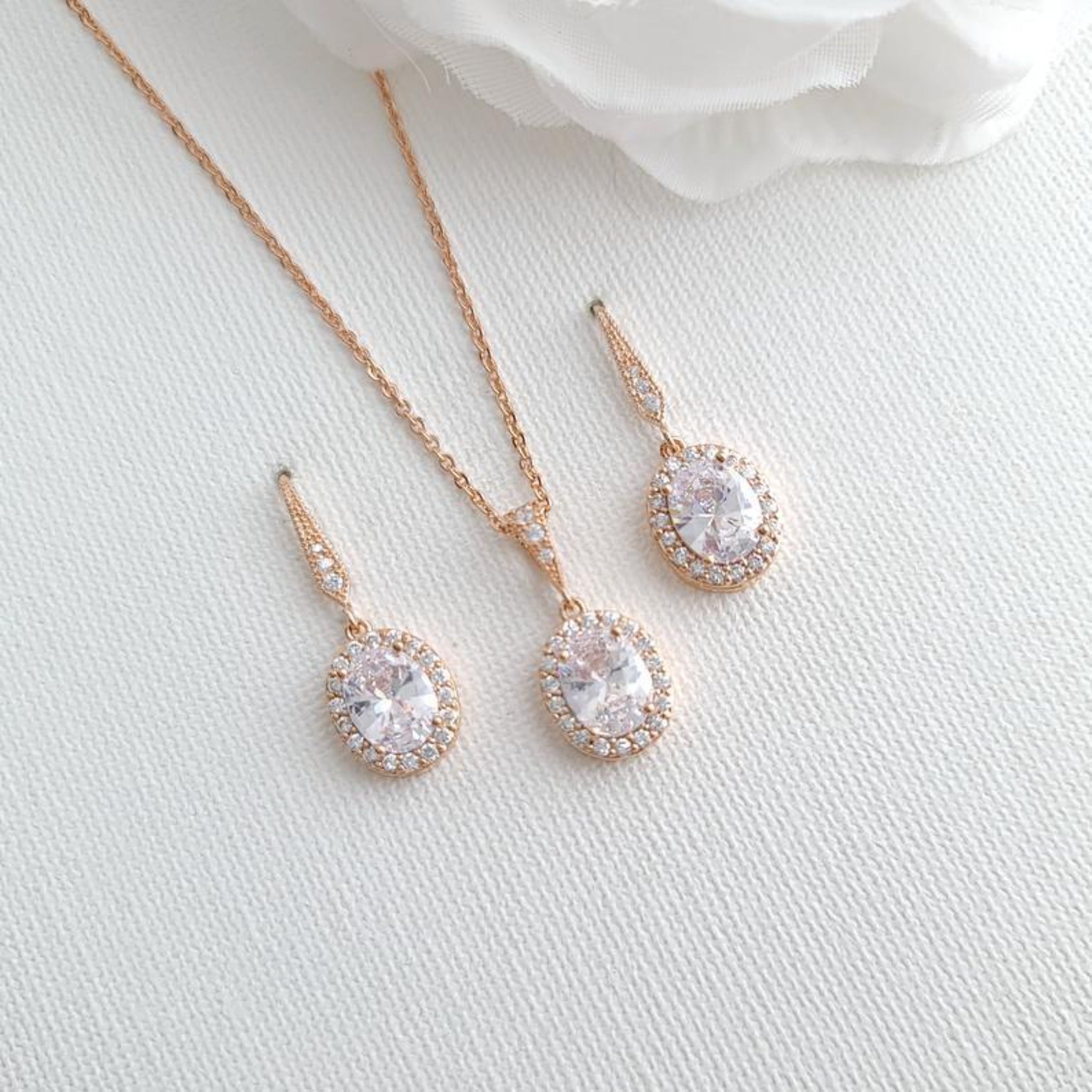 Bridal Jewelry Set, Bridesmaid Jewelry Set, Silver Plated Leaf Flower  Crystal Backdrop Necklace Set, Bridal V Shape Necklace and Earring Set -  Etsy