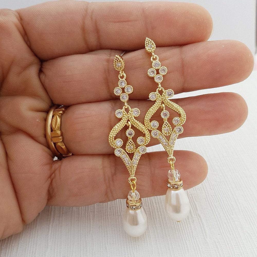 vintage gold pearl earrings