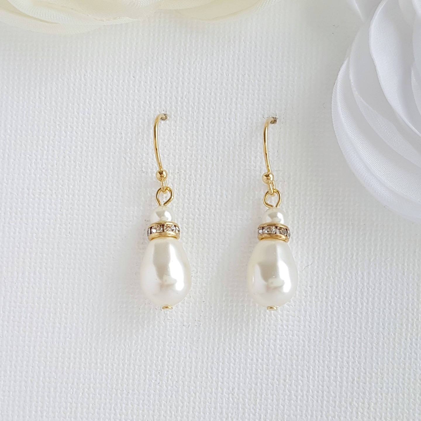 Buy Gold Earrings at India's Best Online Shopping Store | jpearls.com