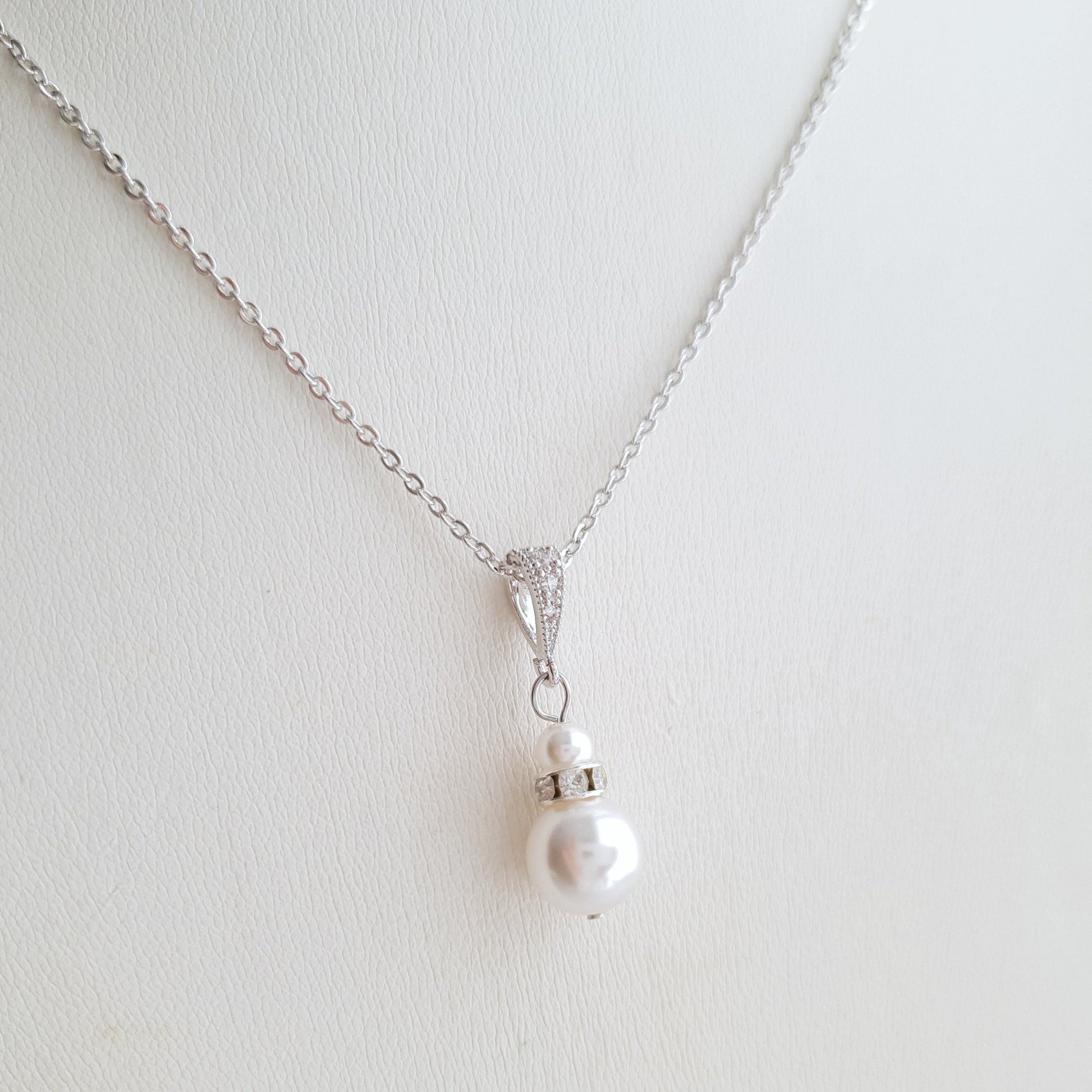 Single Pearl Pendant Necklace / 14k Rose Gold Filled / Ivory White