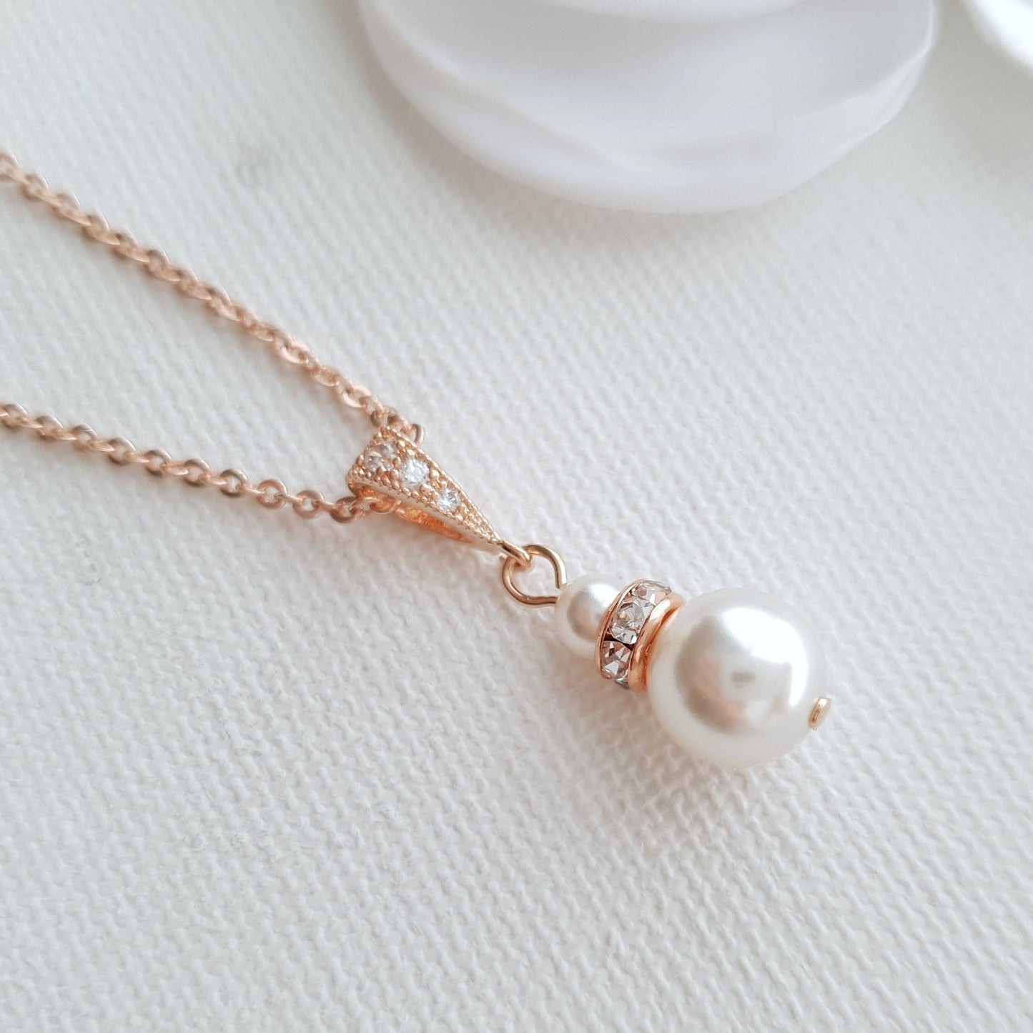 Gold Necklace with Single Pearl- Ava - PoetryDesigns